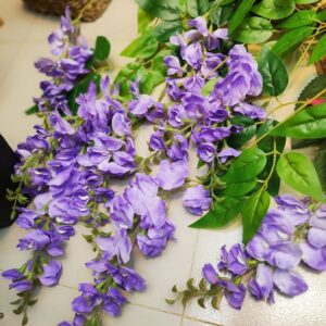 Square Basket with westeria 2 sticks