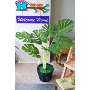Monstera Plant with Black Tob-28 Inch